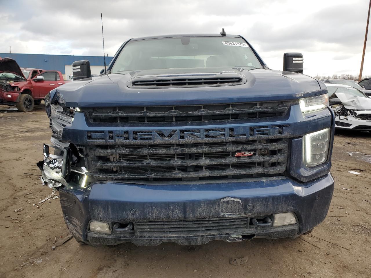 2021 CHEVROLET SILVERADO - Фото 5