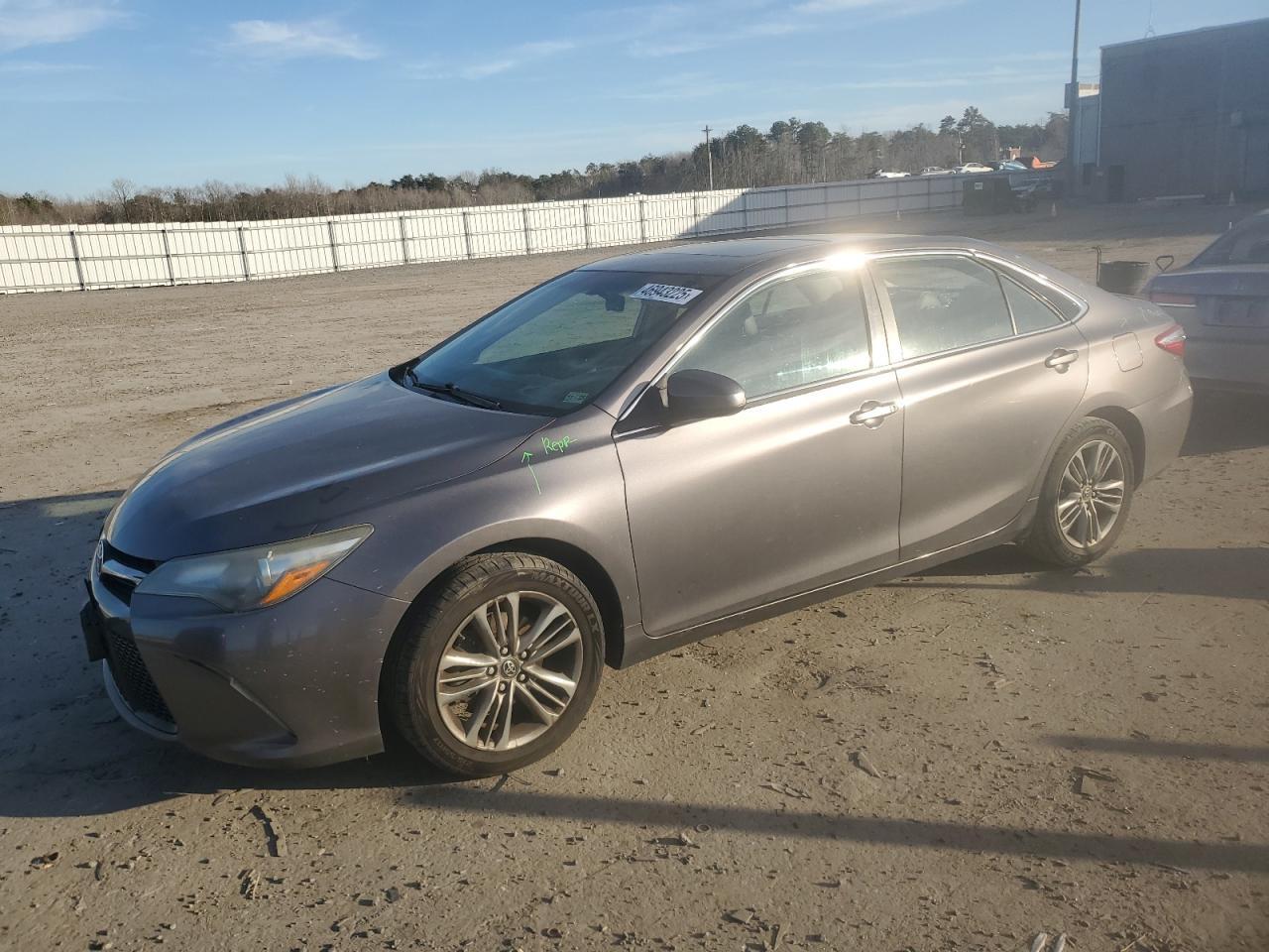 2016 TOYOTA CAMRY LE
