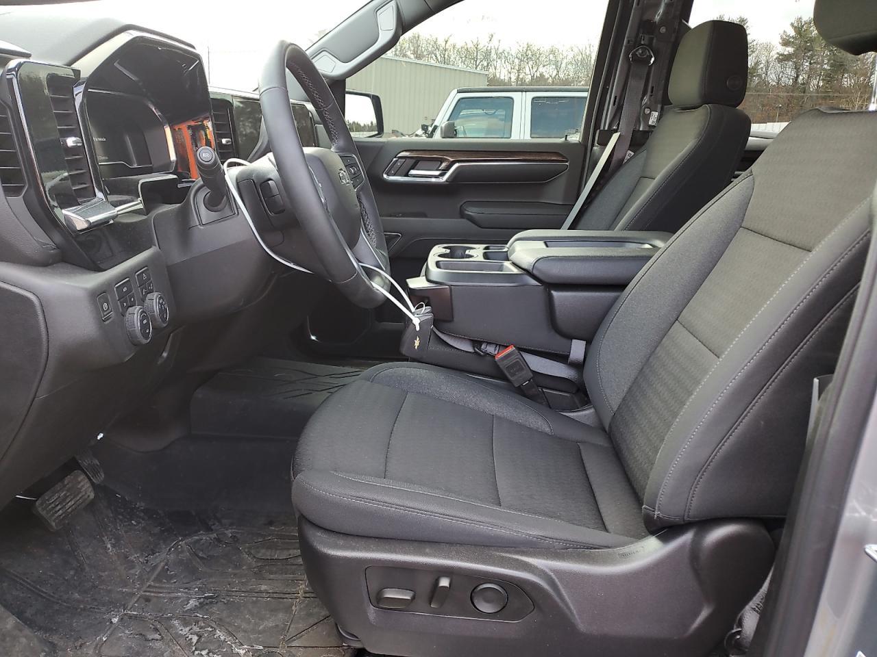 2024 CHEVROLET SILVERADO - Image 7