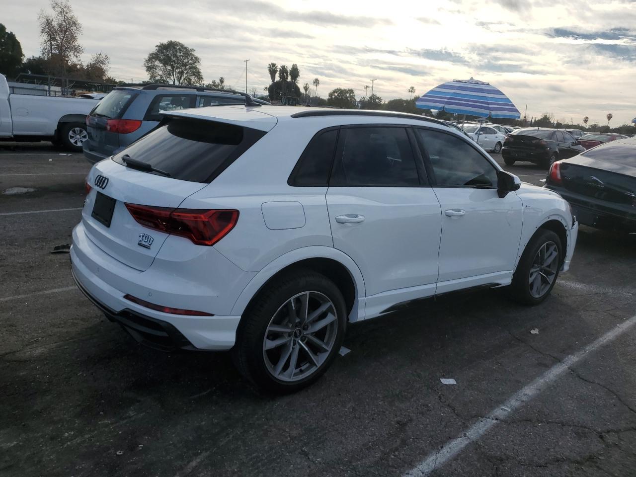 2022 AUDI Q3 PREMIUM - Фото 3