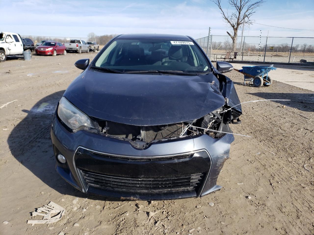 2015 TOYOTA COROLLA L - Image 5
