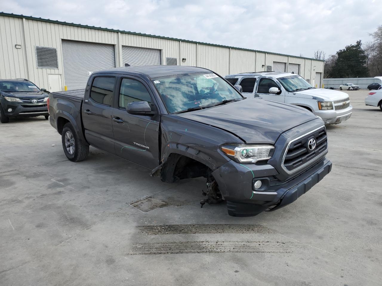 2016 TOYOTA TACOMA DOU - Image 4