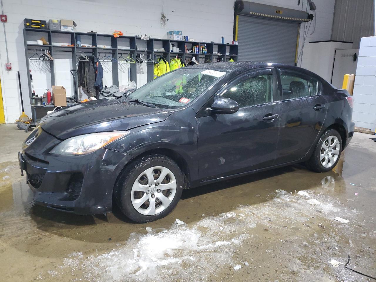 2013 MAZDA 3 I