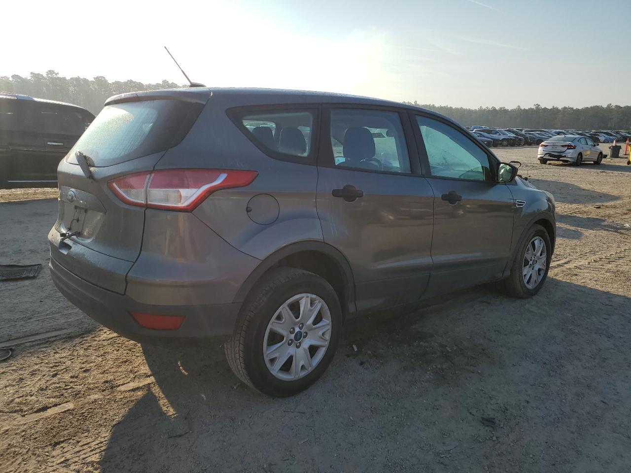 2013 FORD ESCAPE S - Фото 3