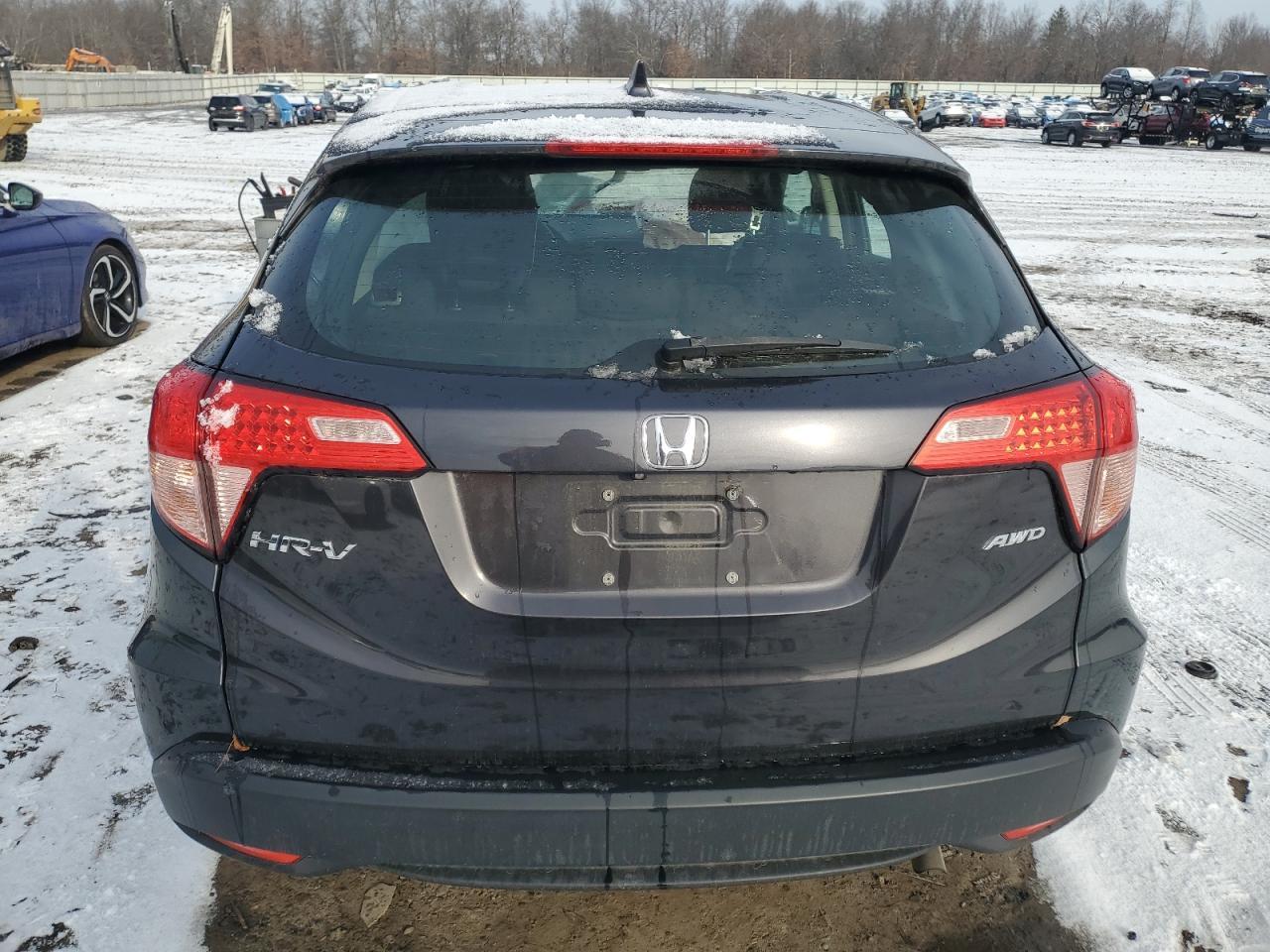 2018 HONDA HR-V LX - Фото 6