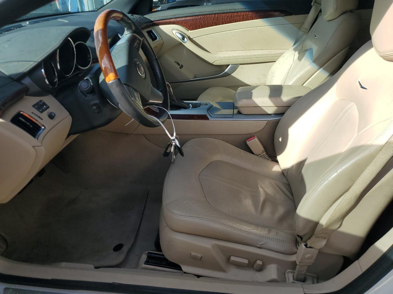 2011 CADILLAC CTS PREMIU - Image 7