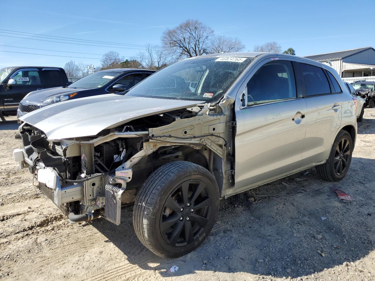 2015 MITSUBISHI OUTLANDER