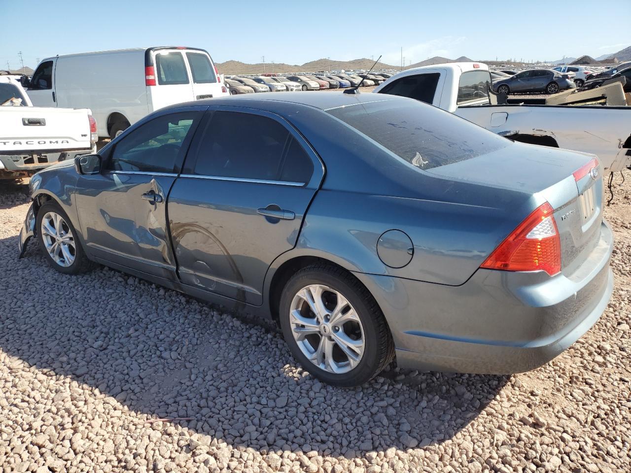 2012 FORD FUSION SE - Image 2
