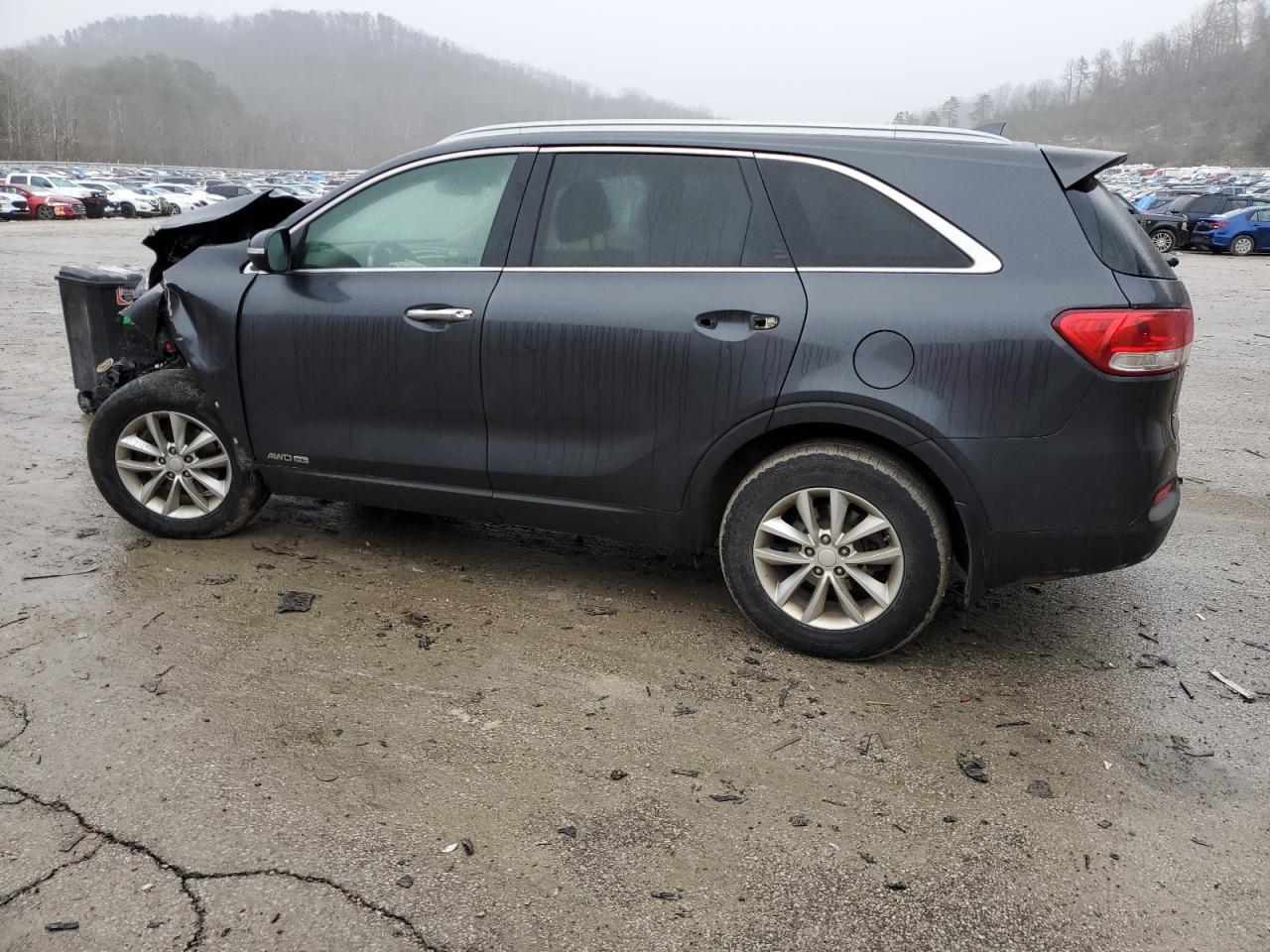 2017 KIA SORENTO LX - Фото 2