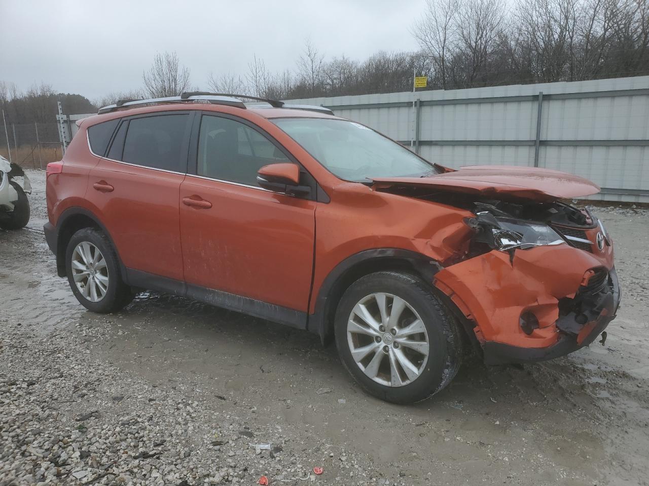 2015 TOYOTA RAV4 LIMIT - Фото 4