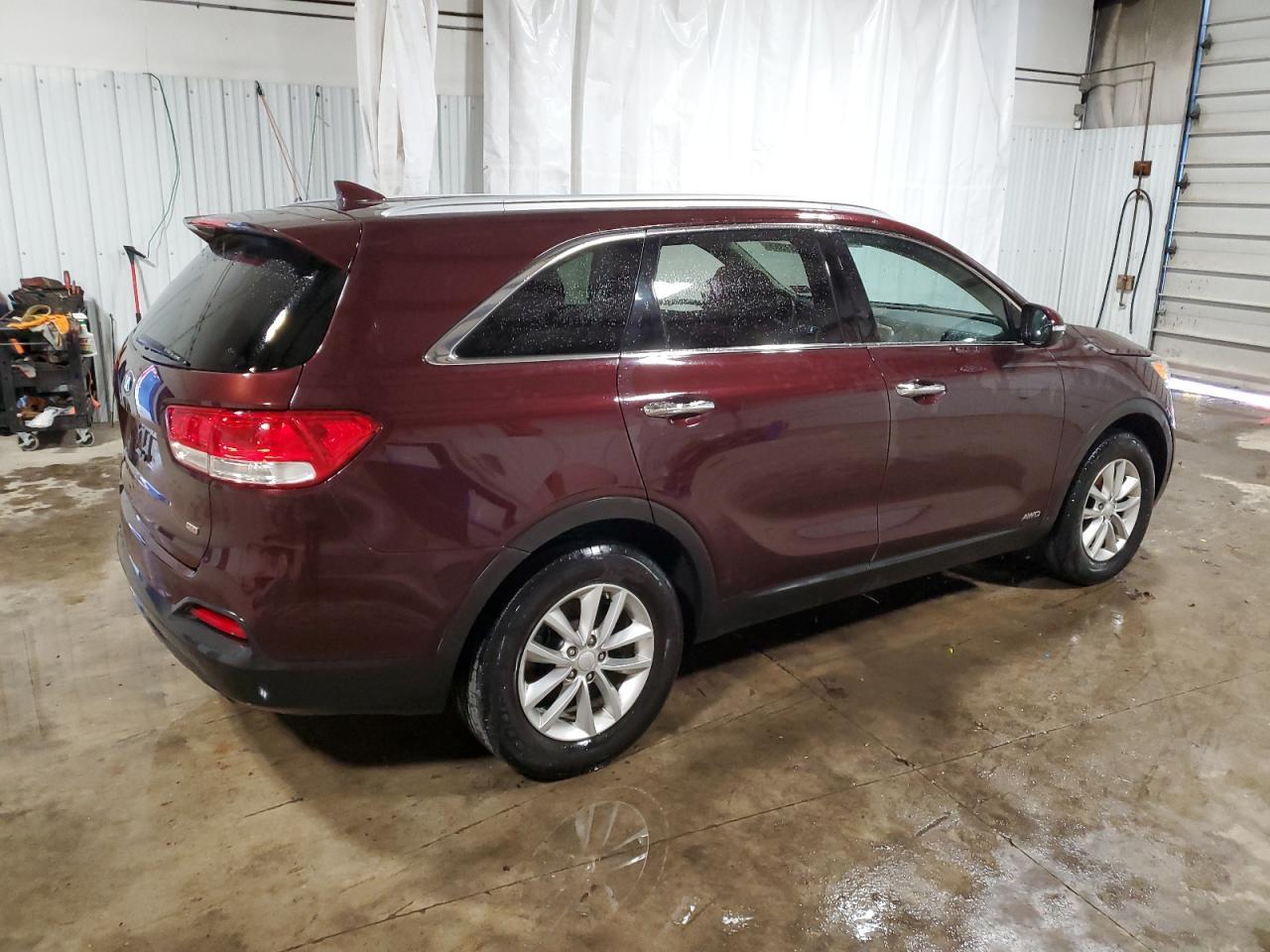 2017 KIA SORENTO LX - Фото 3