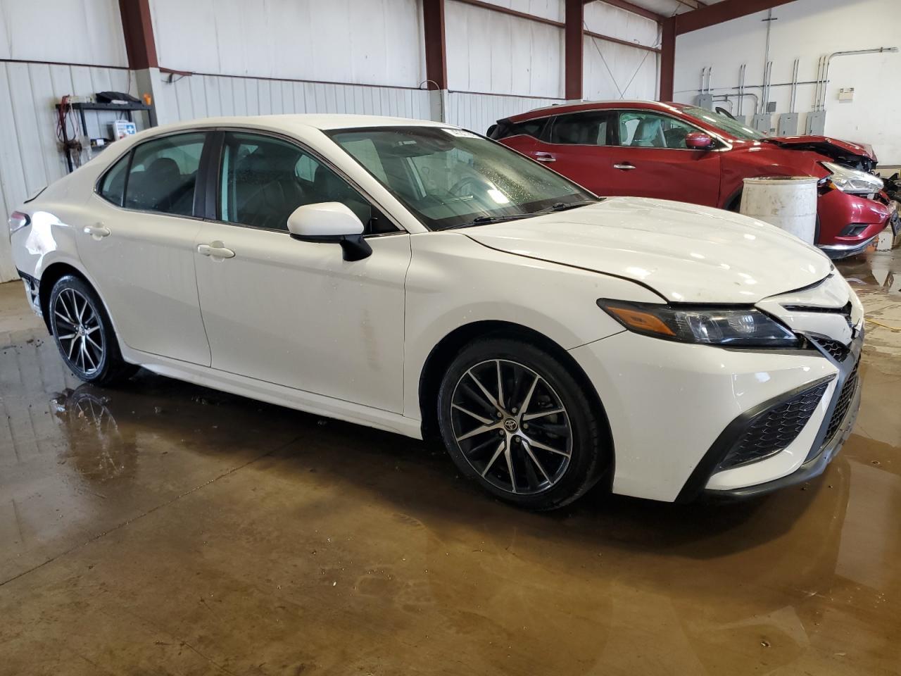 2021 TOYOTA CAMRY SE - Image 4