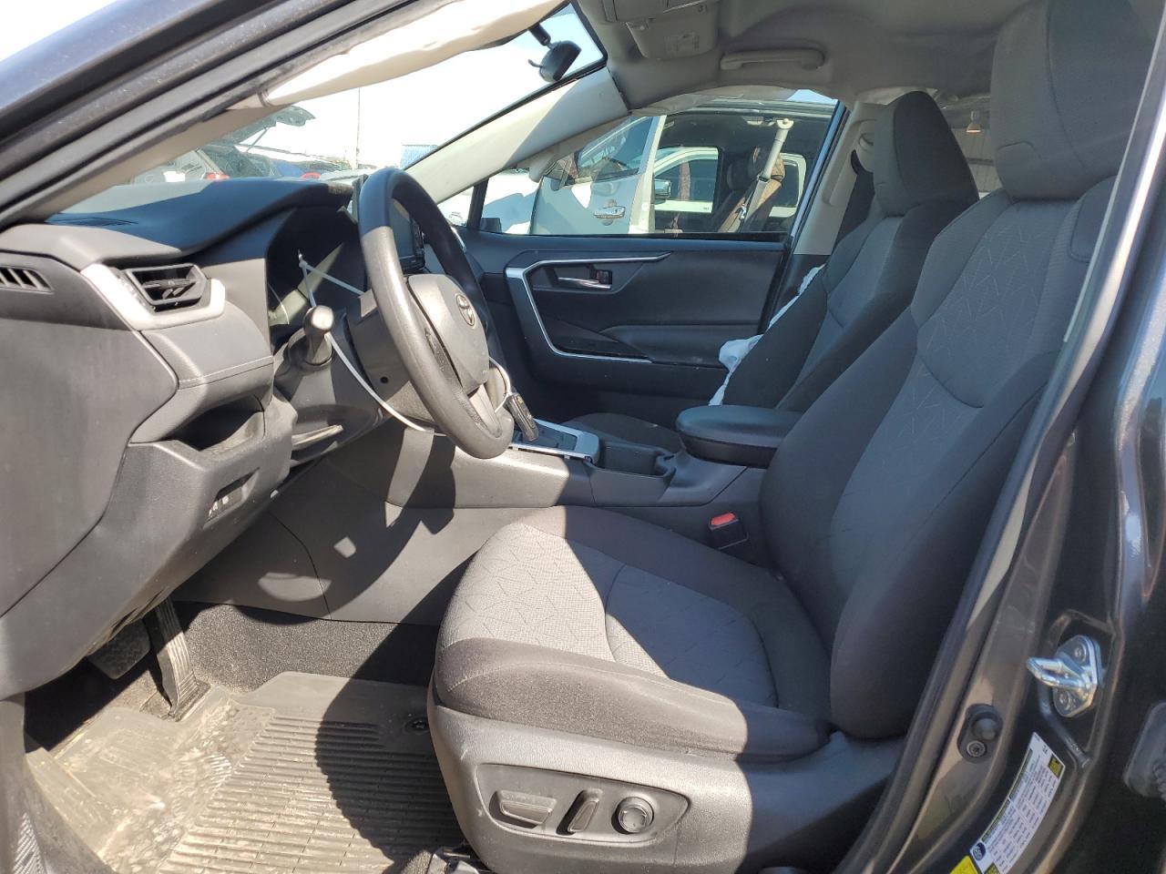 2022 TOYOTA RAV4 XLE - Image 7