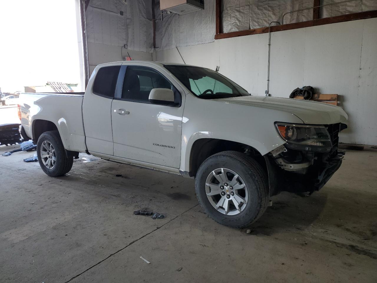 2022 CHEVROLET COLORADO L - Image 4