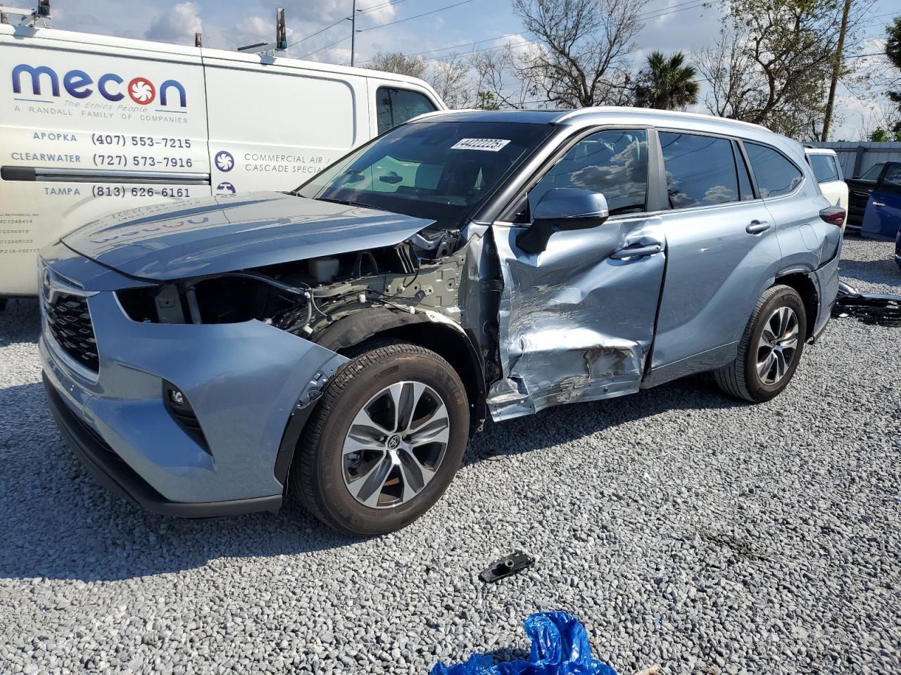 2024 TOYOTA HIGHLANDER