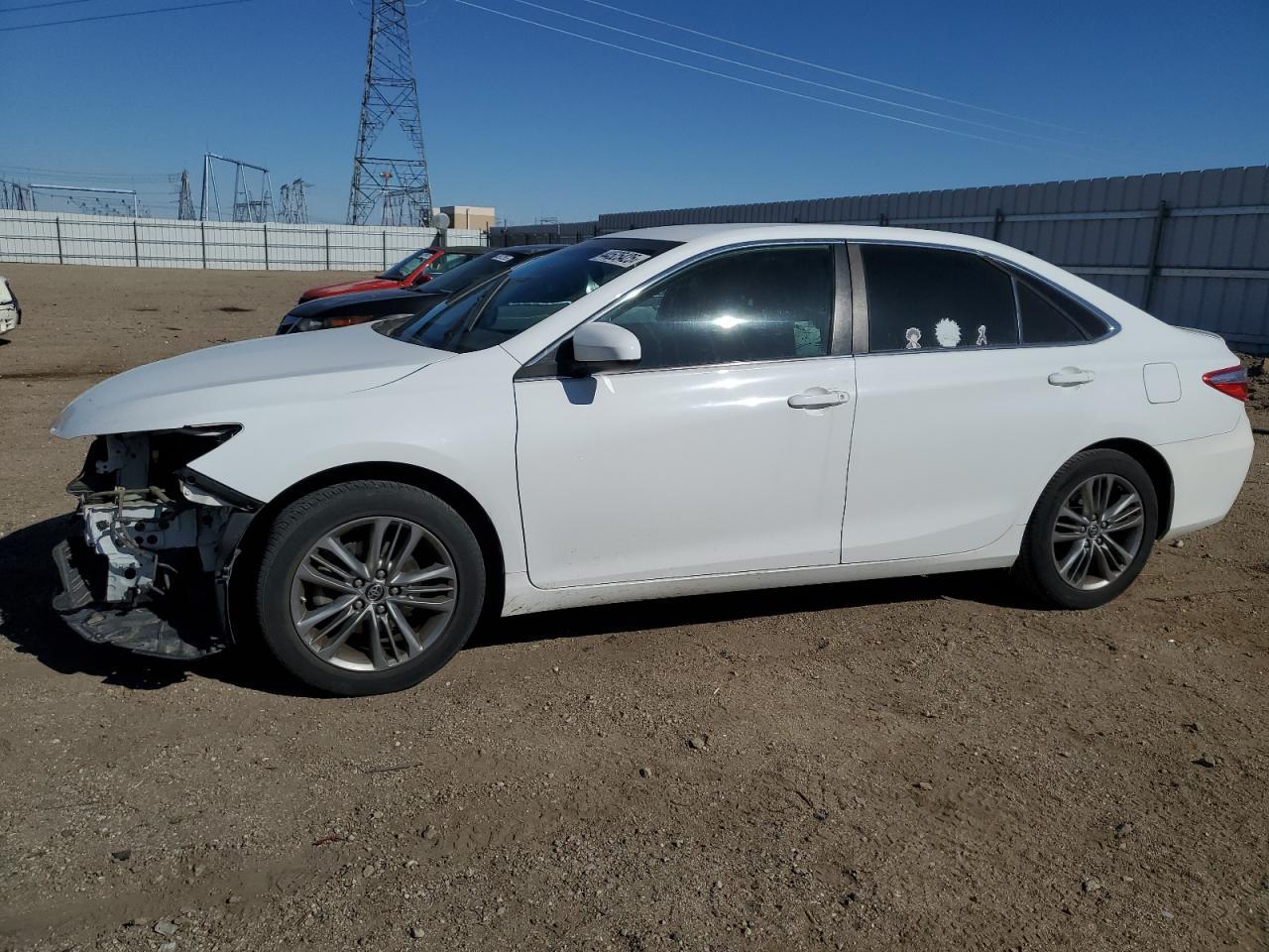 2016 TOYOTA CAMRY LE