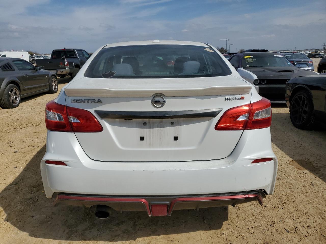 2017 NISSAN SENTRA SR - Image 6