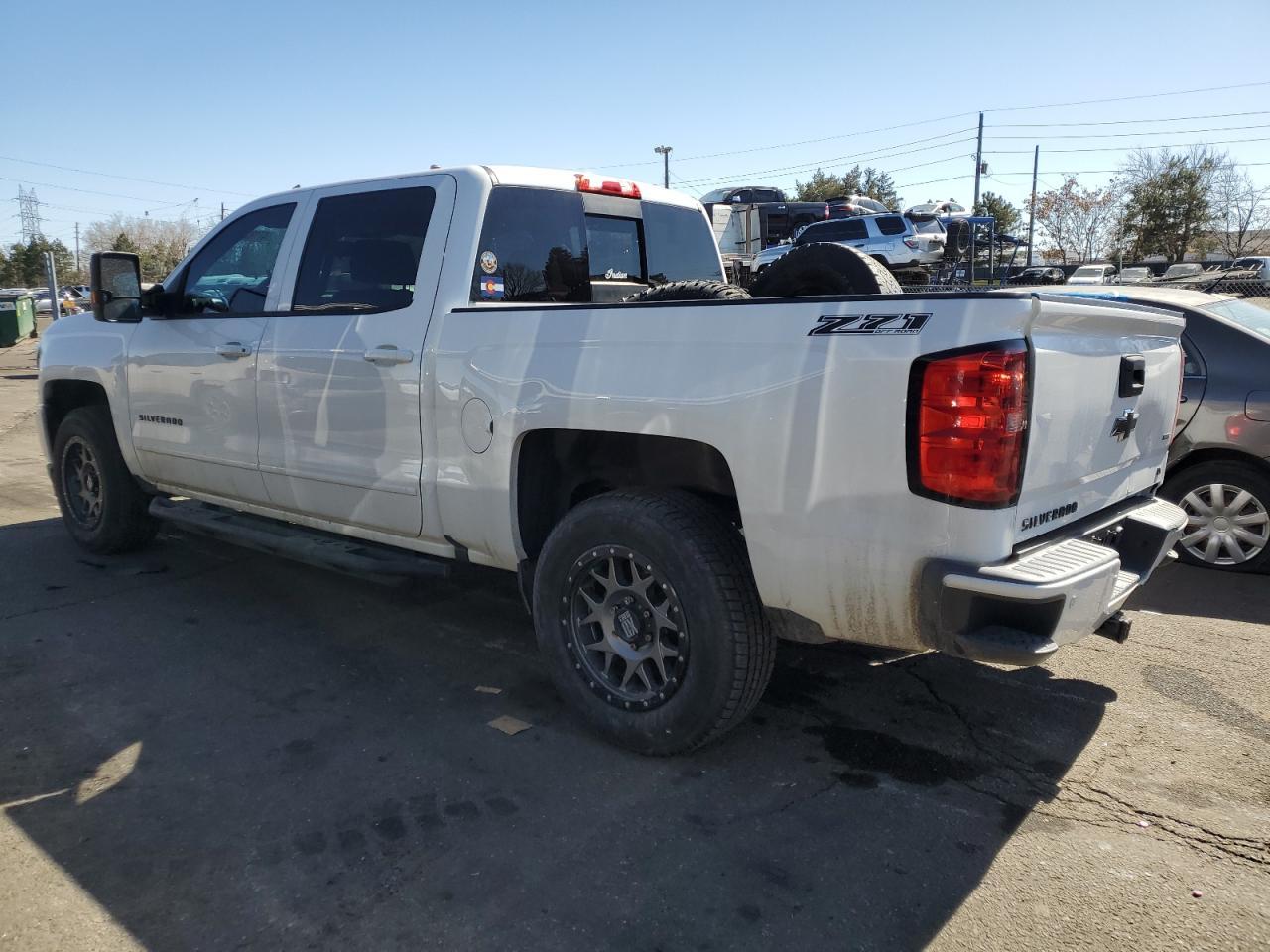 2018 CHEVROLET SILVERADO - Фото 2