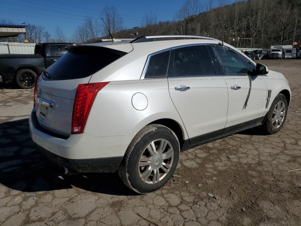 2011 CADILLAC SRX LUXURY - Image 3
