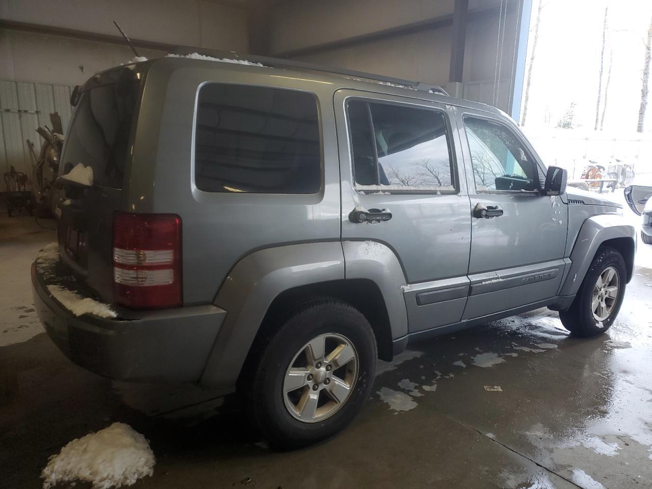 2012 JEEP LIBERTY SP - Фото 3