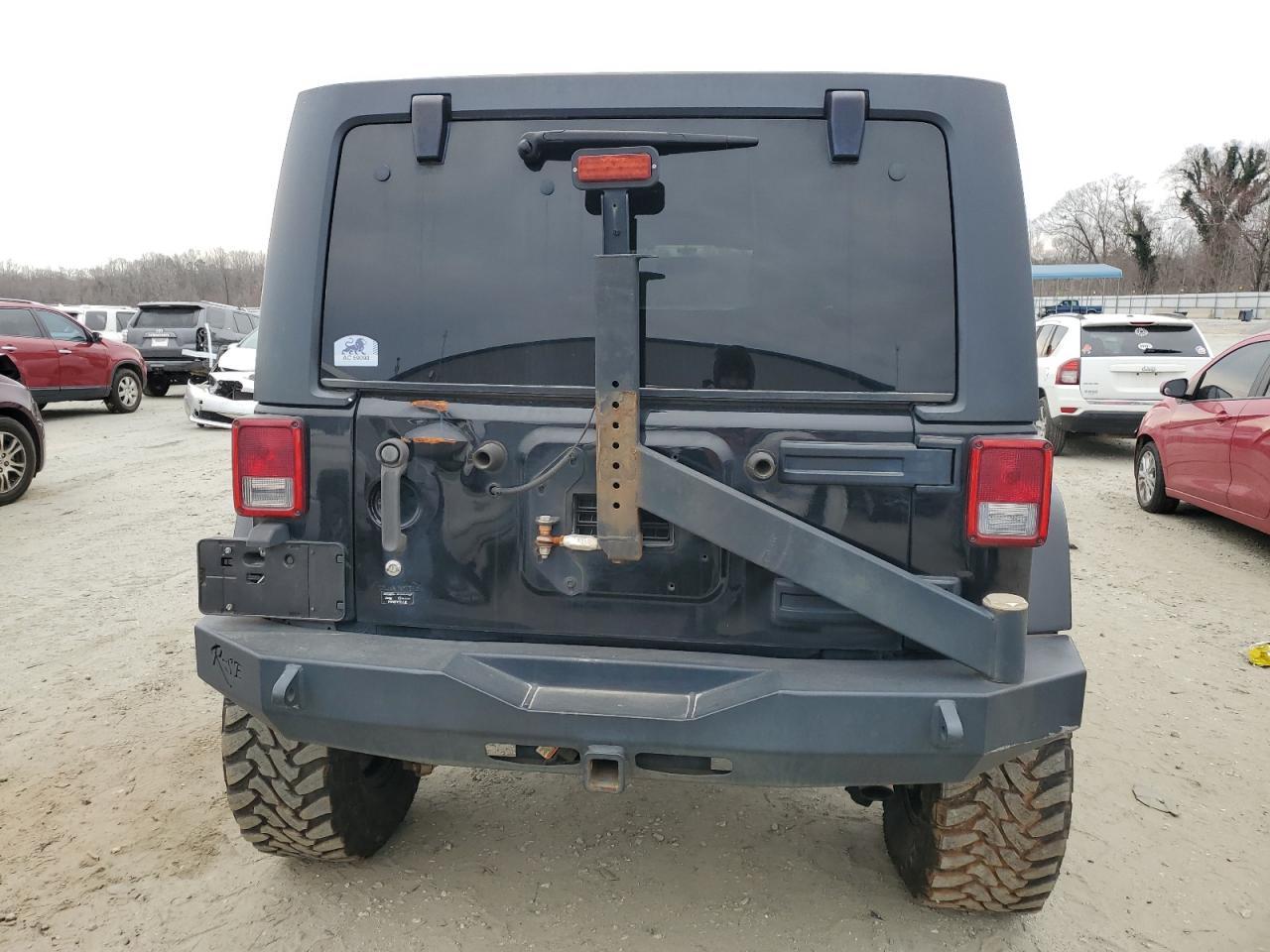 2014 JEEP WRANGLER U - Фото 6
