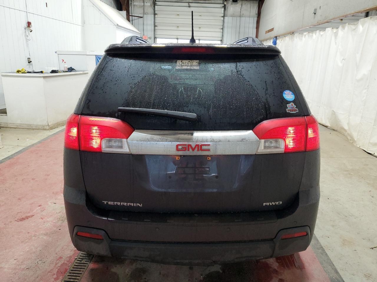 2014 GMC TERRAIN SL - Image 6