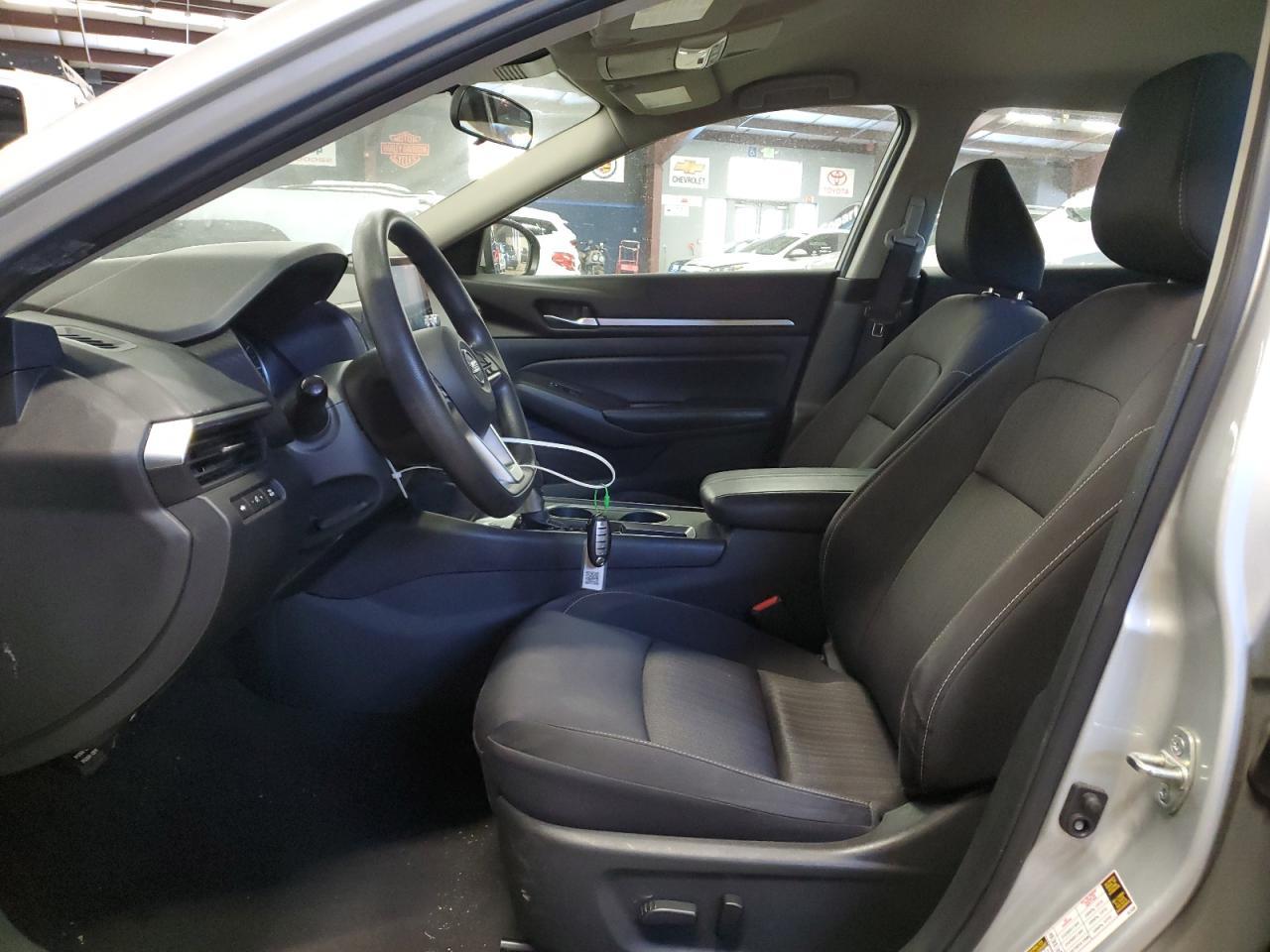 2022 NISSAN ALTIMA SV - Image 7