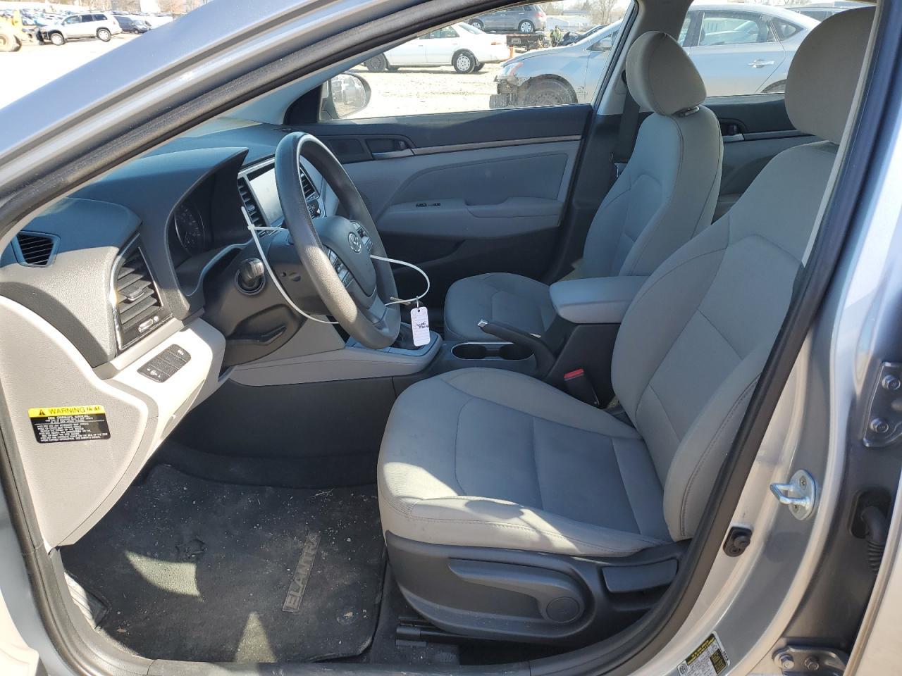 2017 HYUNDAI ELANTRA SE - Фото 7