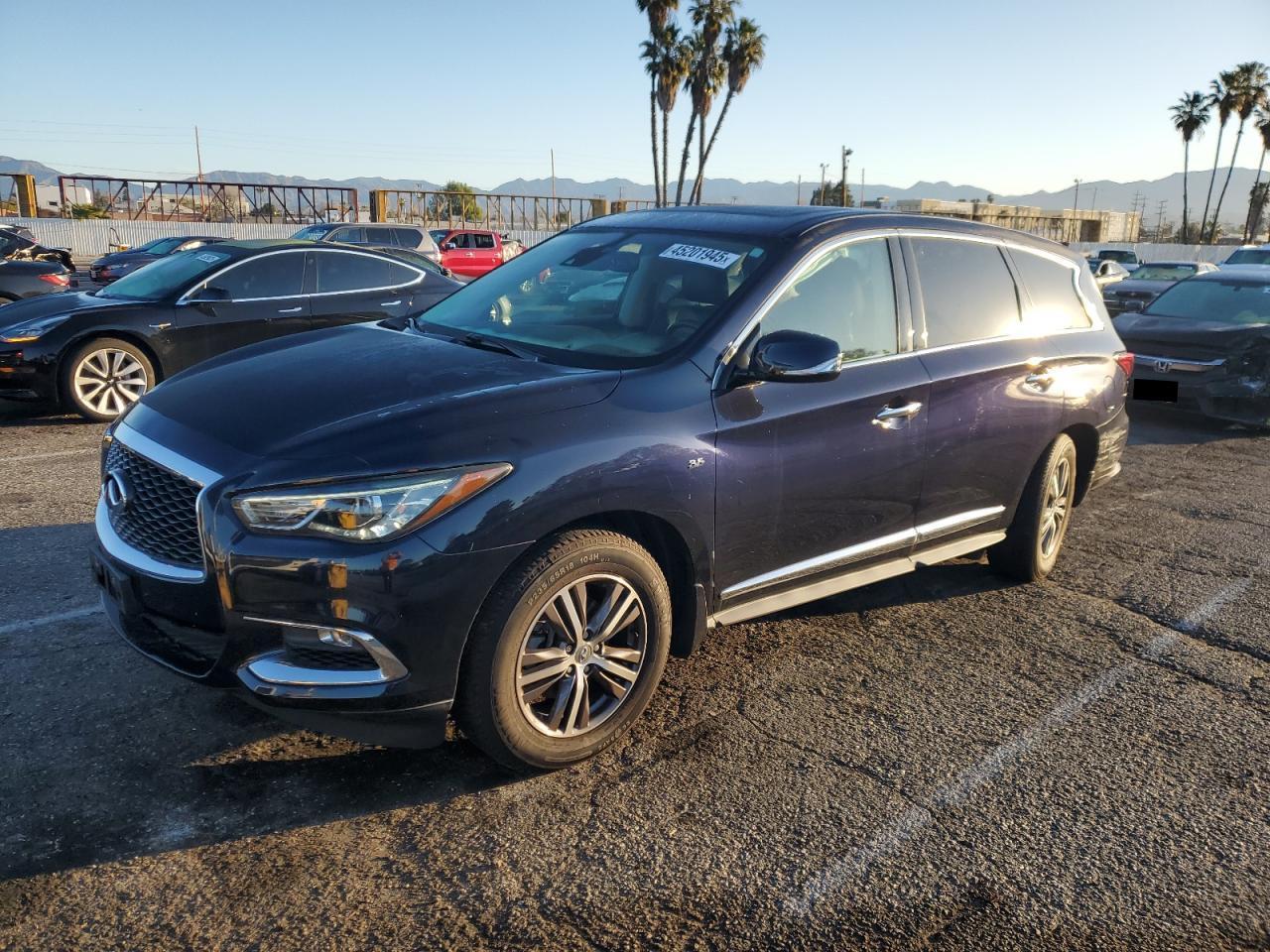 2019 INFINITI QX60 LUXE