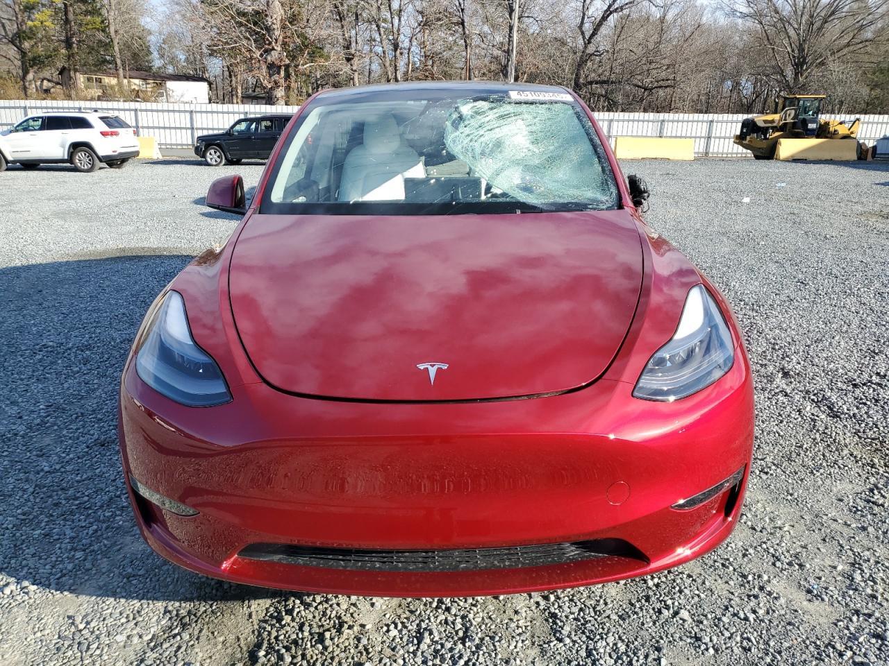 2024 TESLA MODEL Y - Фото 5