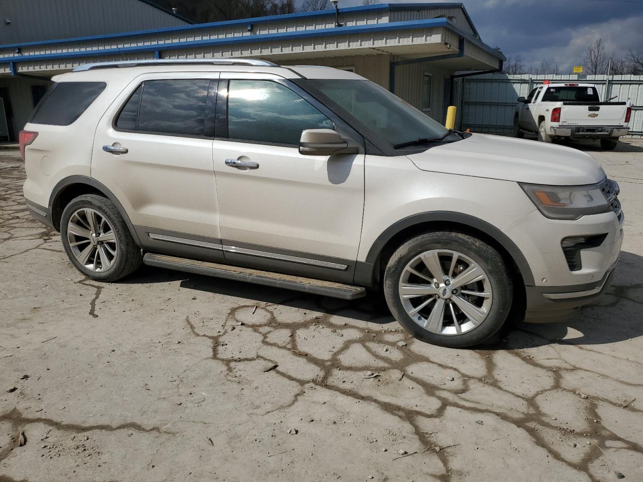 2018 FORD EXPLORER L - Фото 4