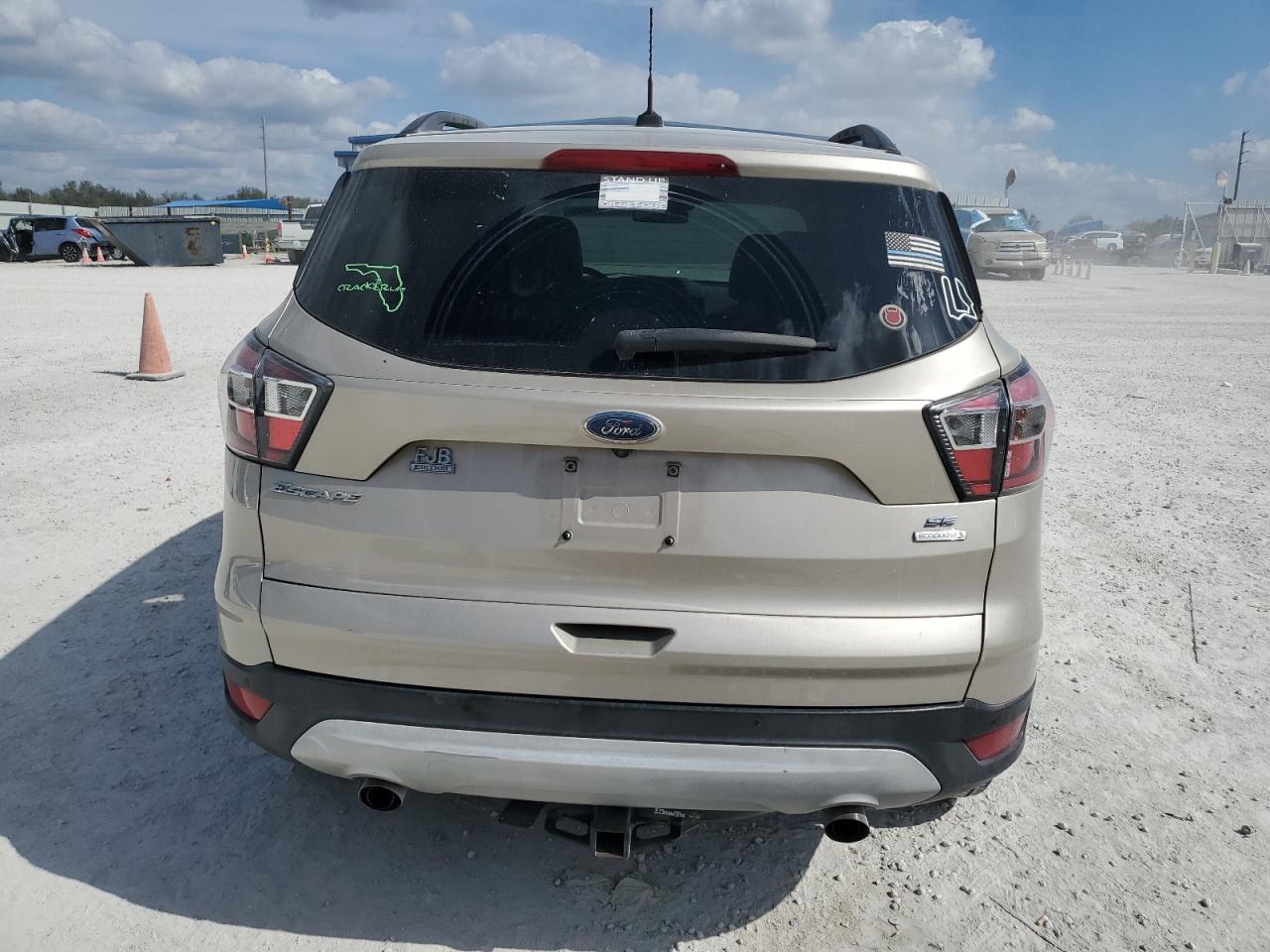 2017 FORD ESCAPE SE - Image 6