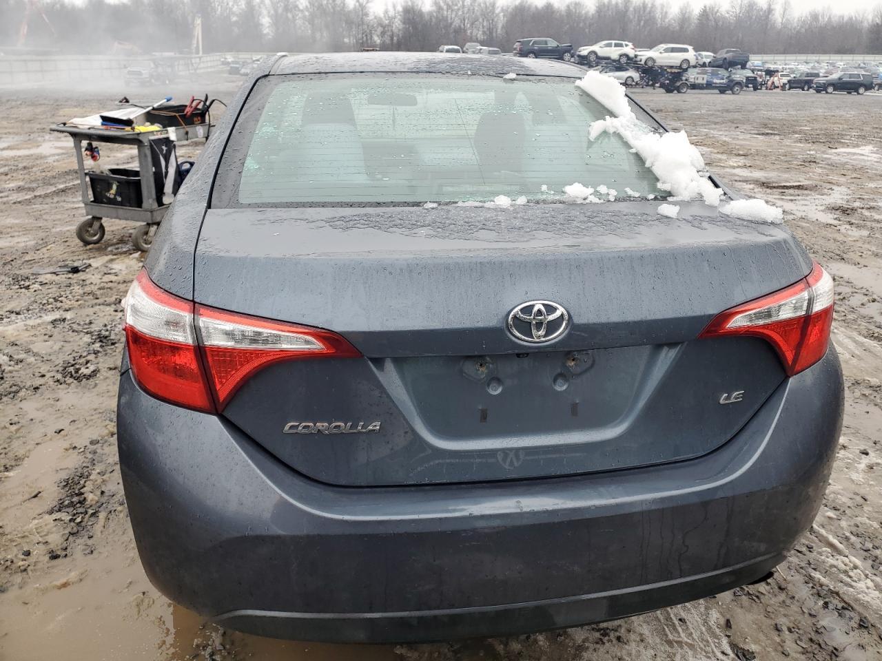 2014 TOYOTA COROLLA L - Image 6