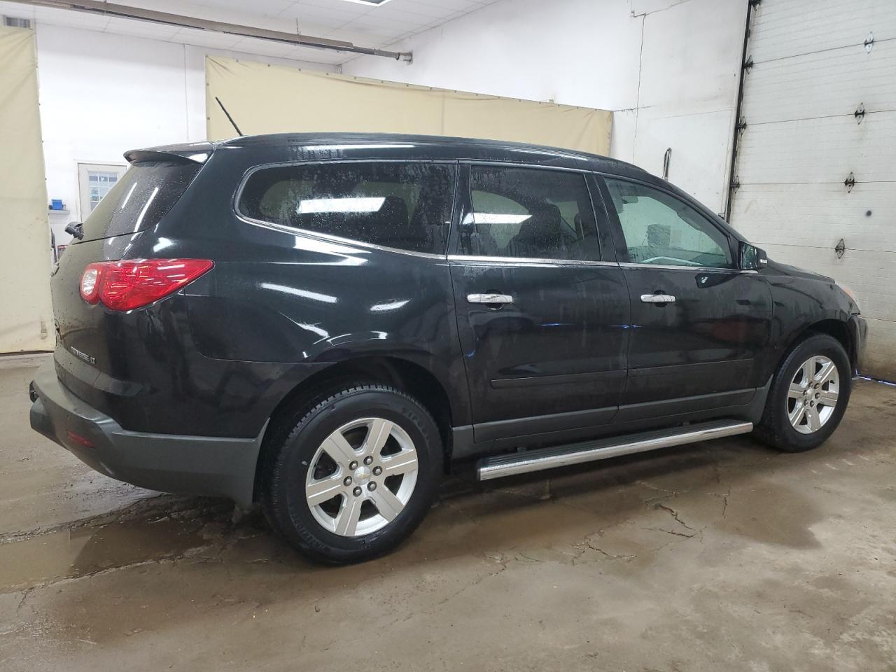 2012 CHEVROLET TRAVERSE L - Image 3