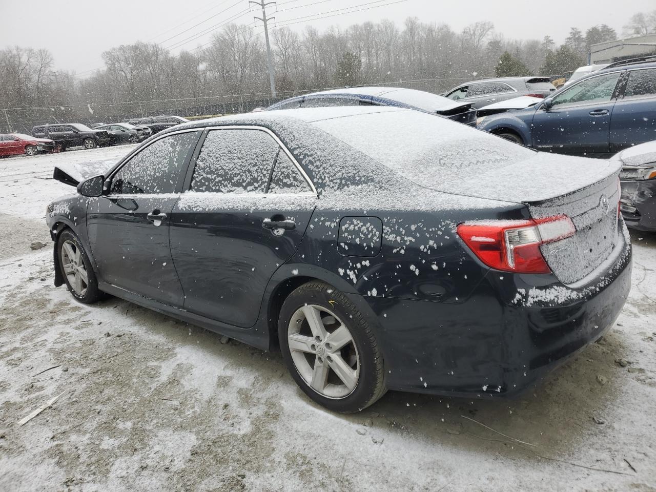 2014 TOYOTA CAMRY L - Image 2