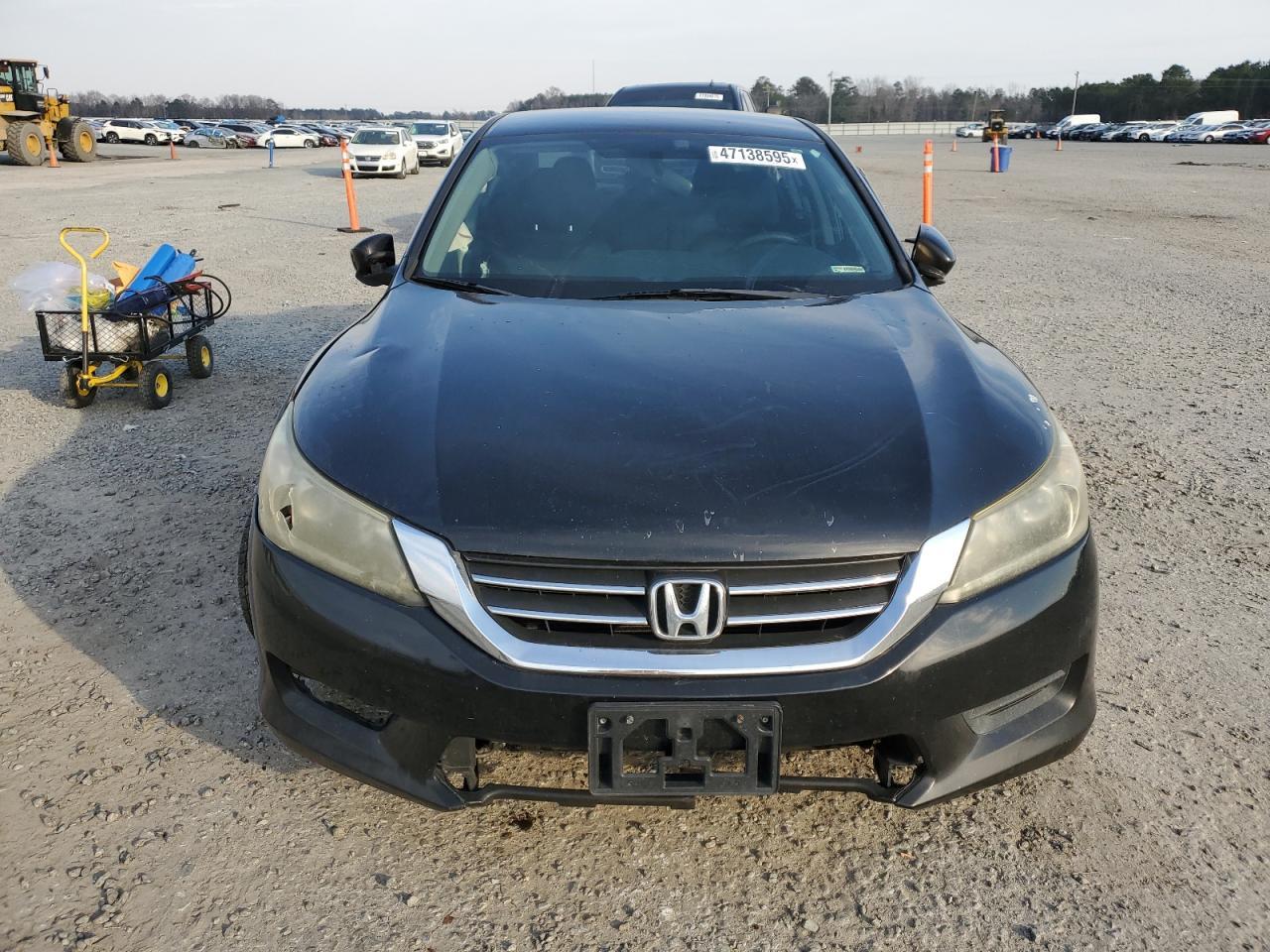 2014 HONDA ACCORD LX - Image 5