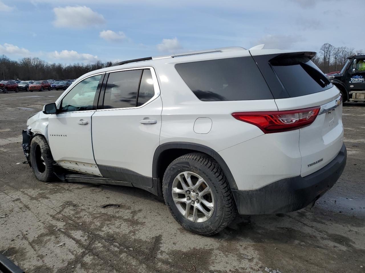 2018 CHEVROLET TRAVERSE L - Image 2