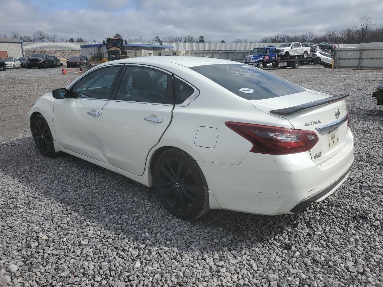 2017 NISSAN ALTIMA 2.5 - Фото 2