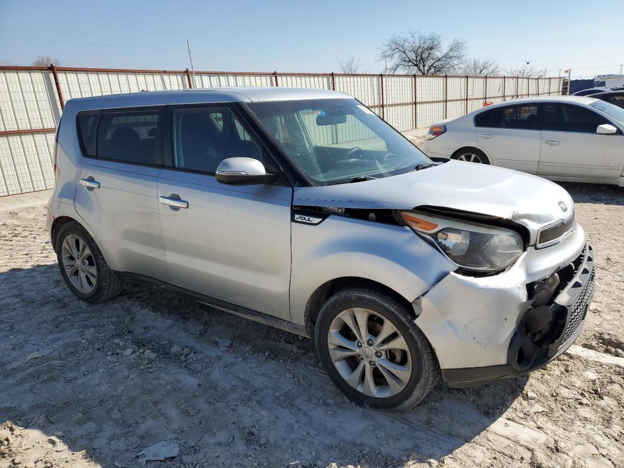 2014 KIA SOUL + - Image 4