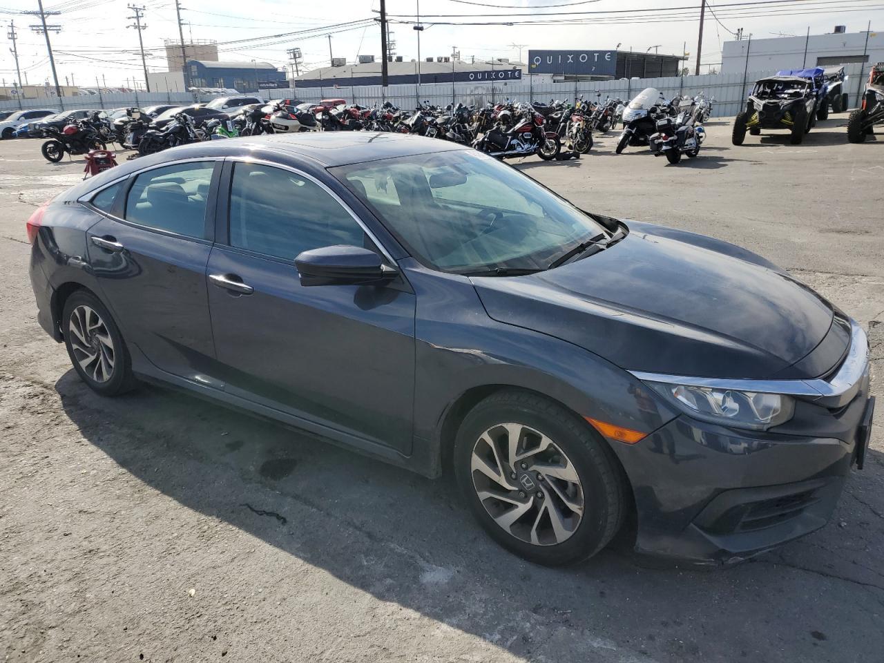 2018 HONDA CIVIC EX - Image 4