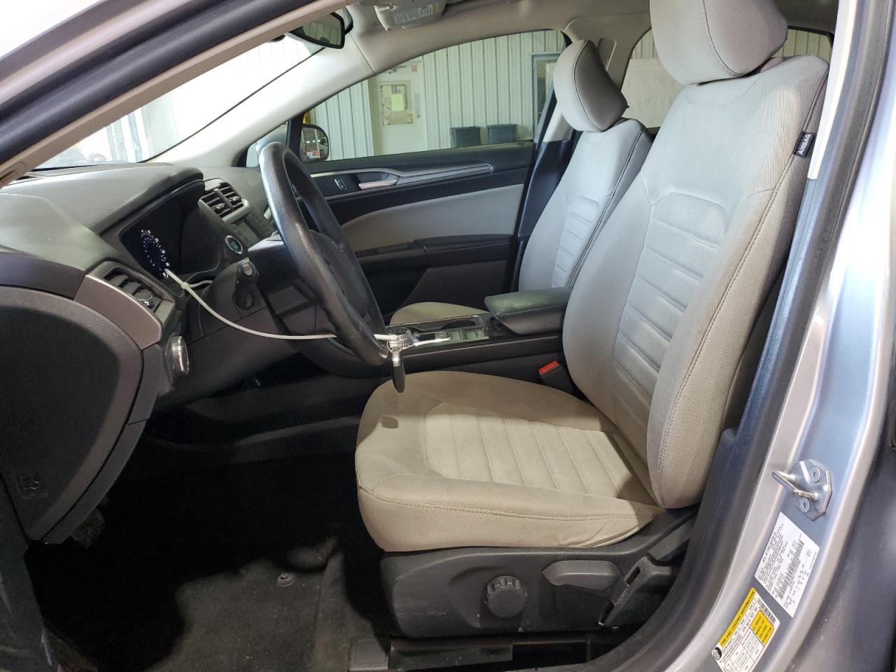 2020 FORD FUSION S - Image 7