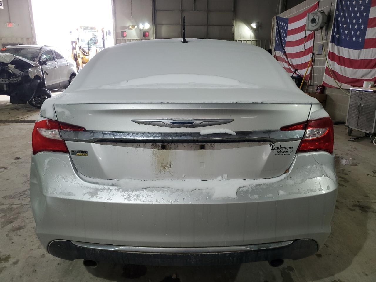 2012 CHRYSLER 200 LX - Image 6