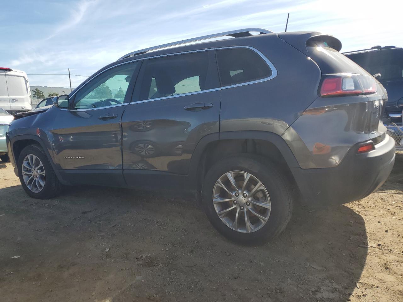 2019 JEEP CHEROKEE L - Image 2