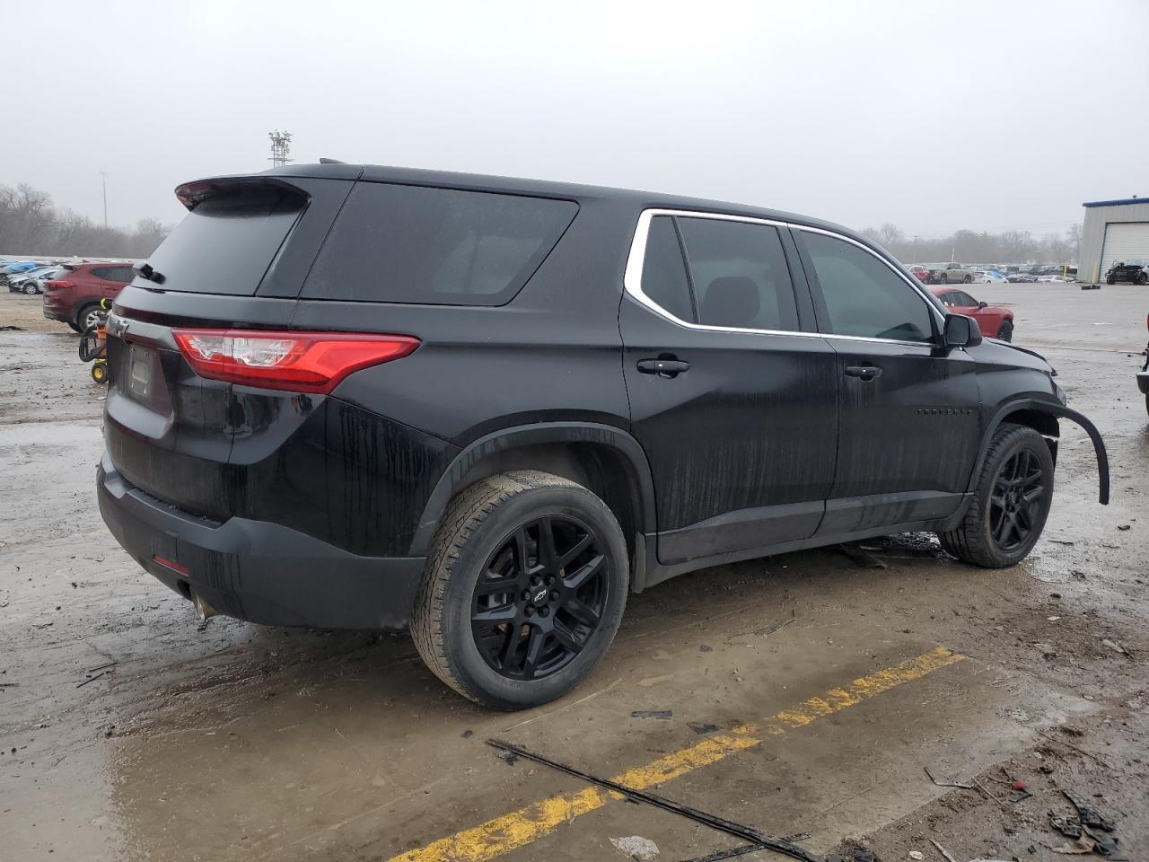 2021 CHEVROLET TRAVERSE L - Фото 3