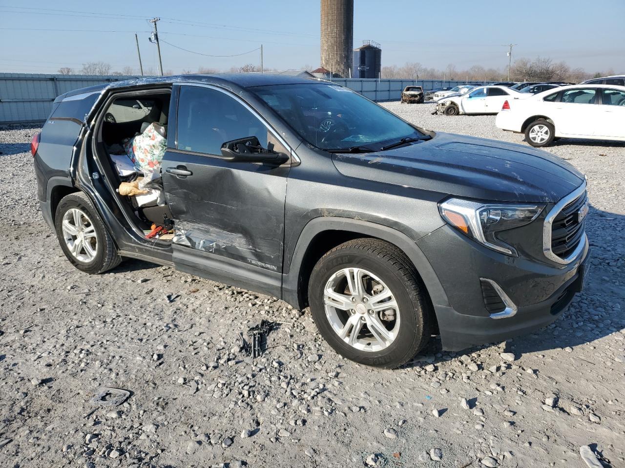 2018 GMC TERRAIN SL - Image 4
