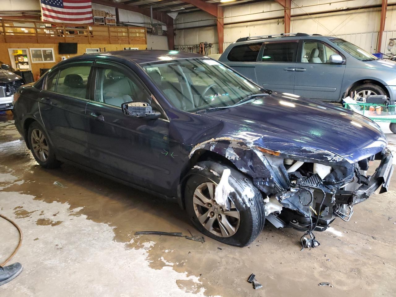 2011 HONDA ACCORD LXP - Image 4