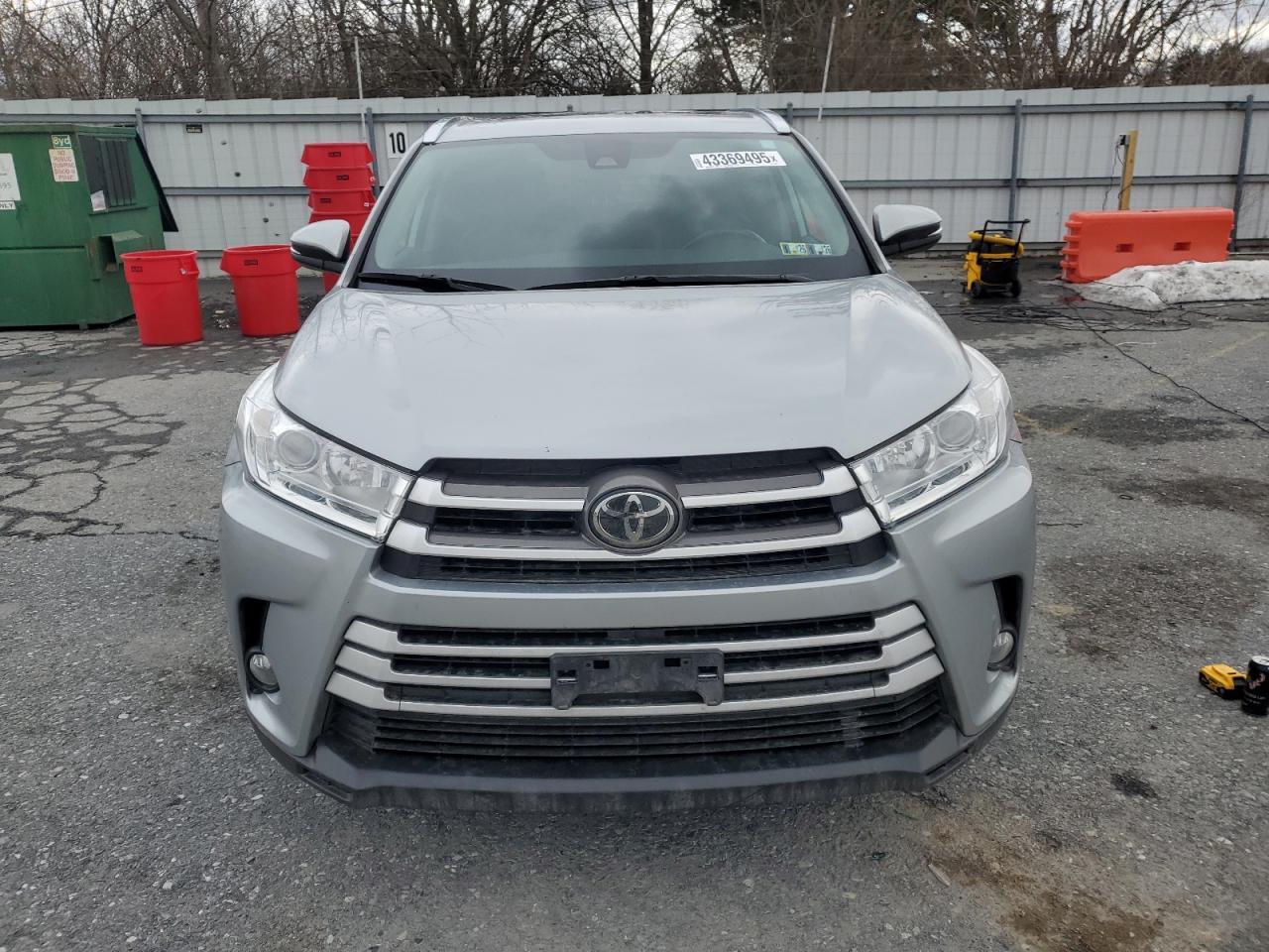 2018 TOYOTA HIGHLANDER - Image 5