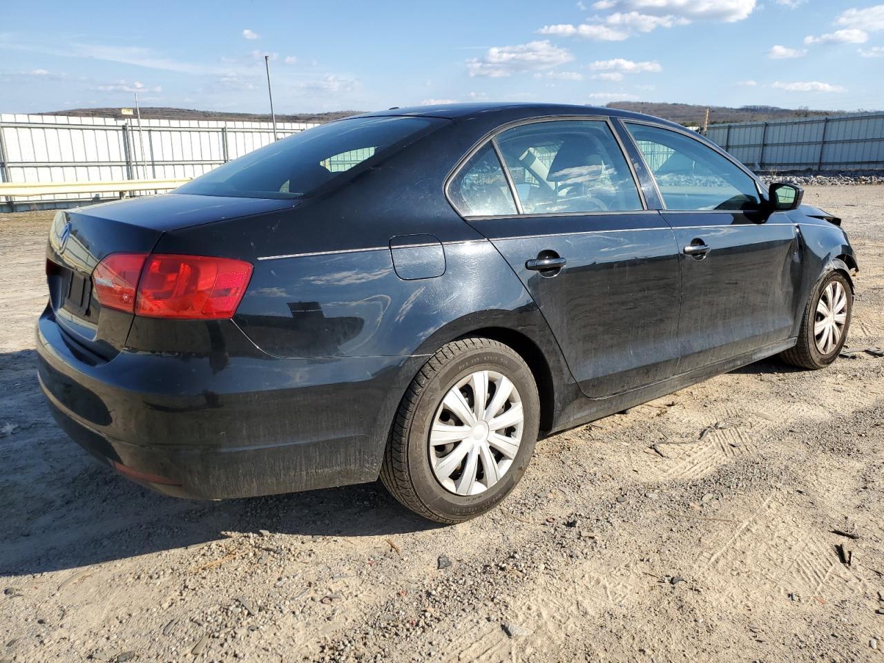 2013 VOLKSWAGEN JETTA BASE - Фото 3