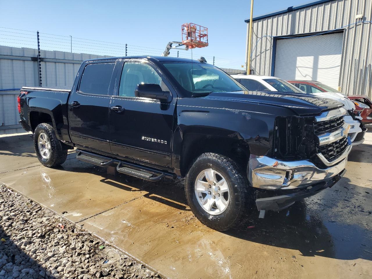 2018 CHEVROLET SILVERADO - Фото 4