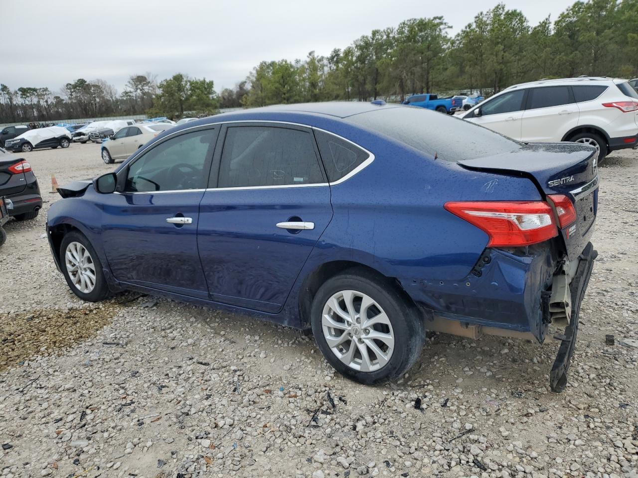 2018 NISSAN SENTRA S - Фото 2